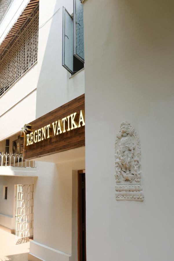 Hotel Regent Vatika Kalkuta Zewnętrze zdjęcie